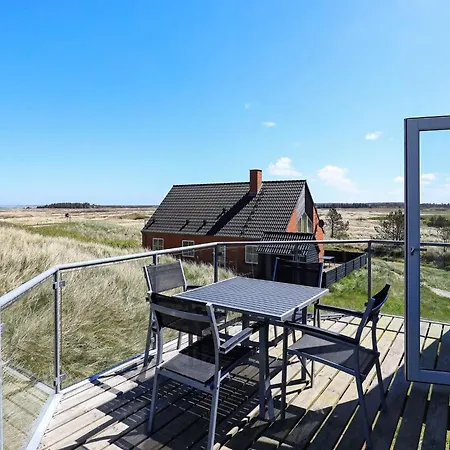 Secluded Retreat Near - By Traum Vigsø